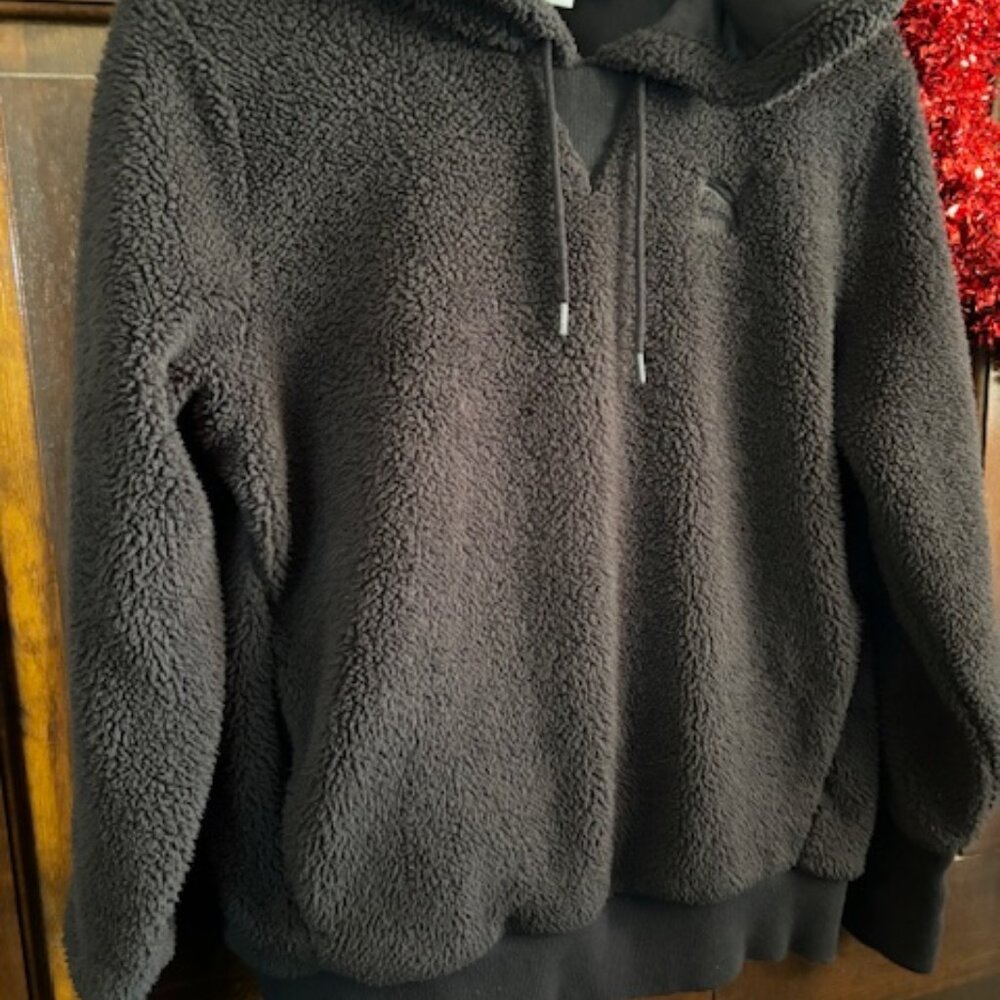 Pre-owned puma pullover